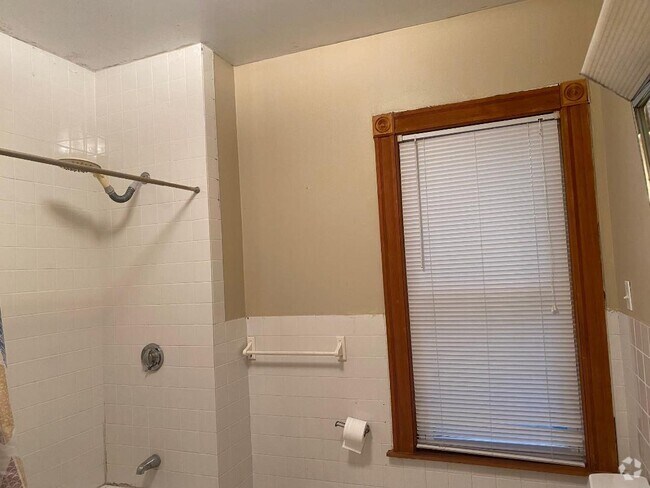 Building Photo - 3 Washburn Ter Unit 2 Rental