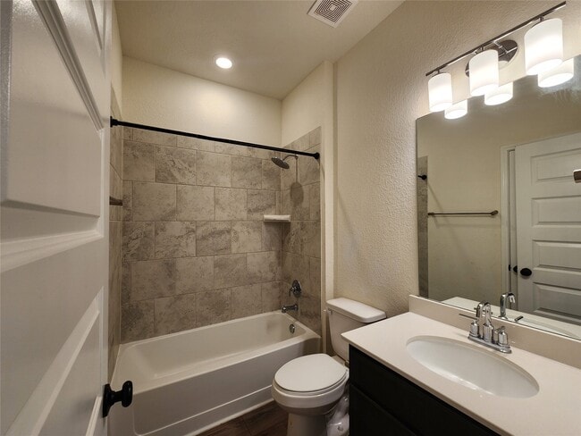 Building Photo - 9818 Mls Fld Dr