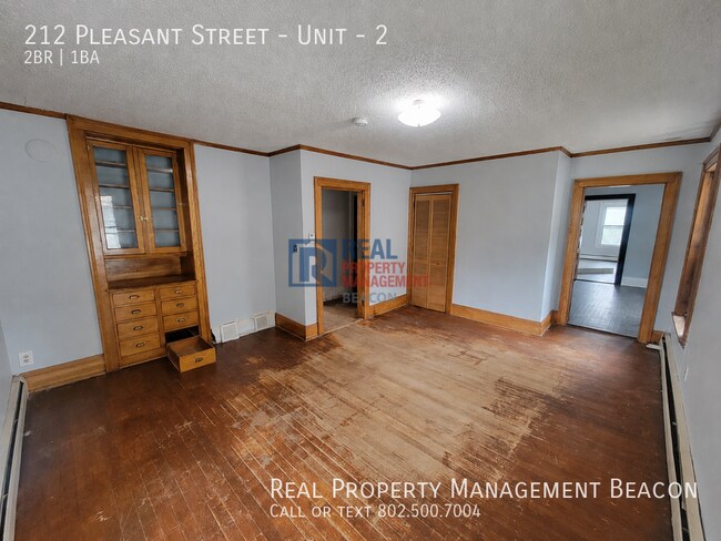 Photo - 212 Pleasant St Unit 2