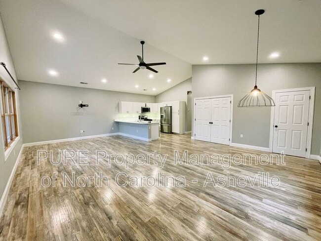 Photo - 125 Ashwood Rd