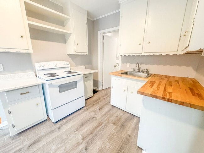 Photo - 224 Millville Ave