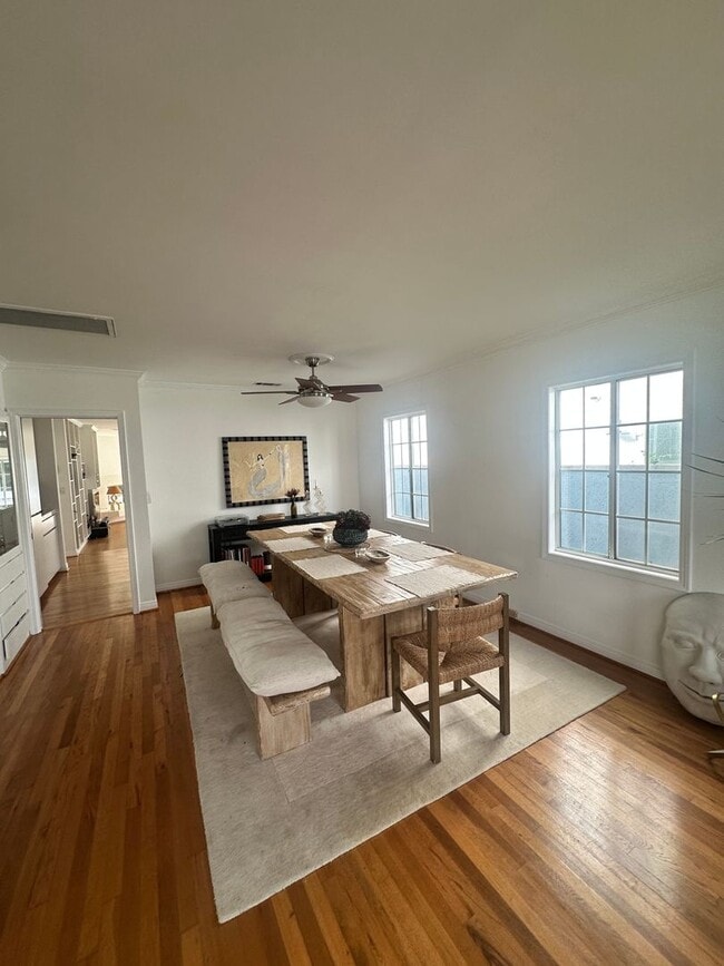 Photo - Lovely Home in the Kentwood area of Westchester