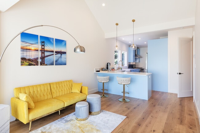 564 Chenery St Unit 159