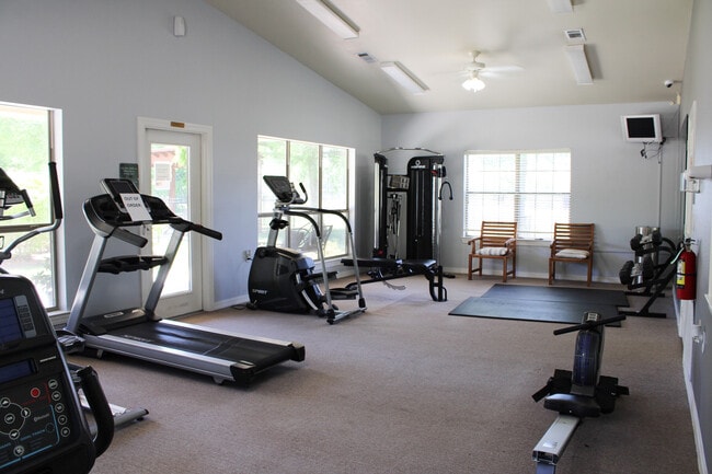 Pinnacle Apartments