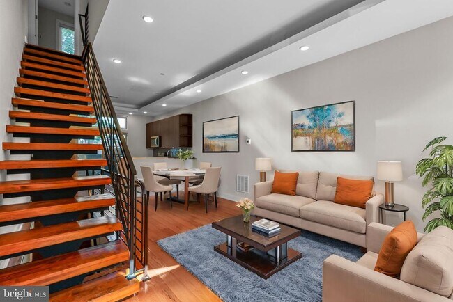 Photo - 2521 Manton St