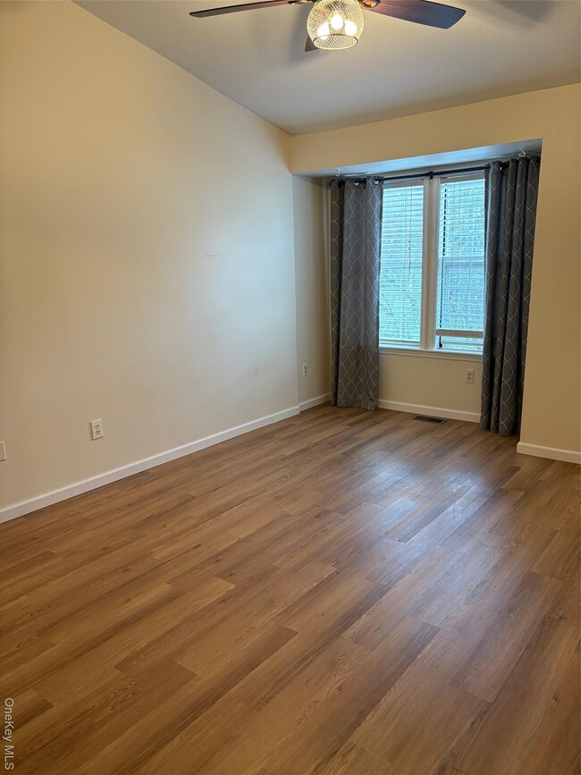 Photo - 1418 Whispering Hills Dr