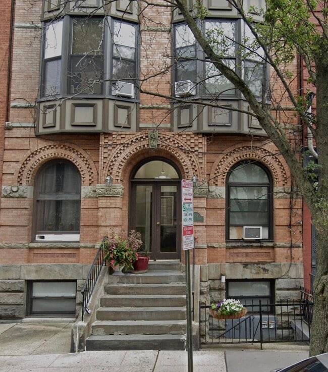 Photo - 294 Barrow St Unidad 3 Rental