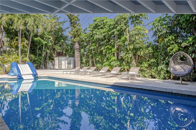 Photo - 1800 Admirals Way