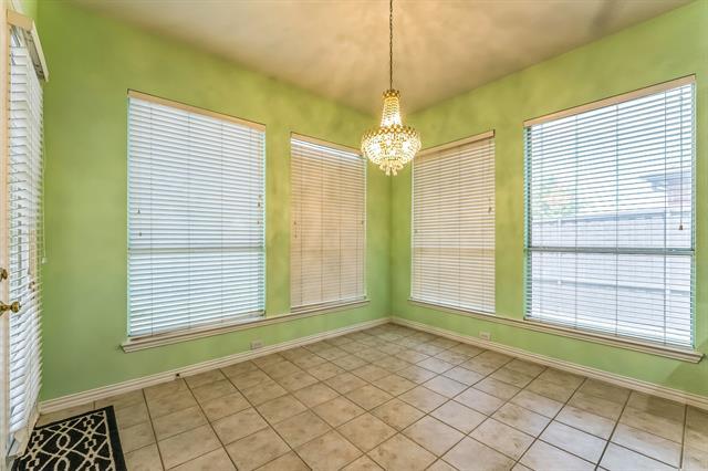 Photo - 1611 Long Prairie Ct