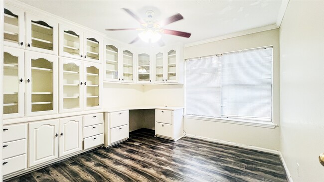 Photo - 1114 Knoll Crest Ct