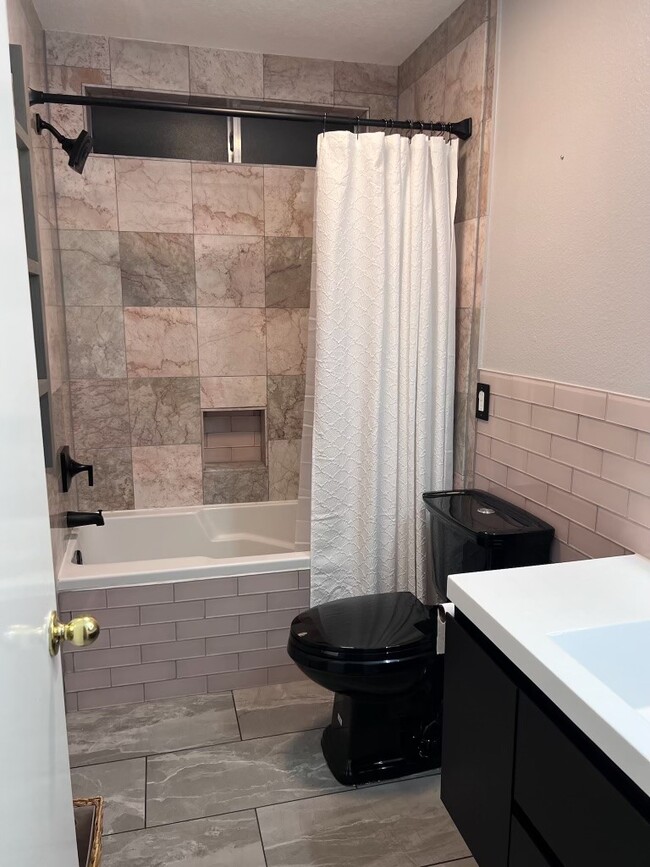 Photo - 2806 Dove Tree Dr