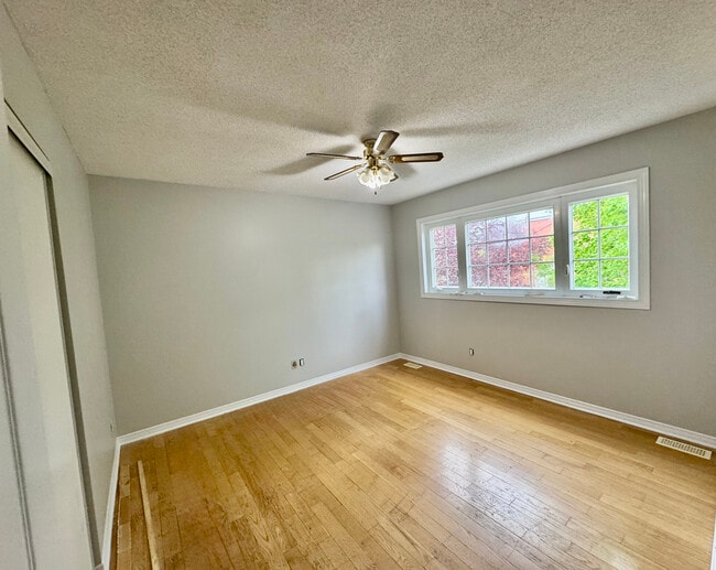 Photo - 205 Glynn Ave
