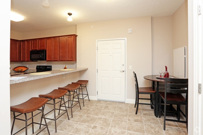 2 Bedroom Dining Room