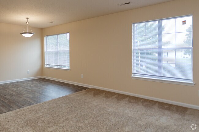 3BR, 2BA - 1156SF