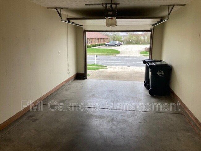 Photo - 1373 Michael Ct