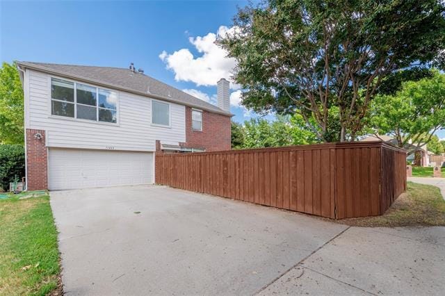 11443 Waterford Ln