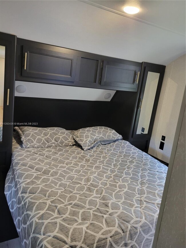 Photo - 1419 SW 33rd Ct Apartment Unit RV