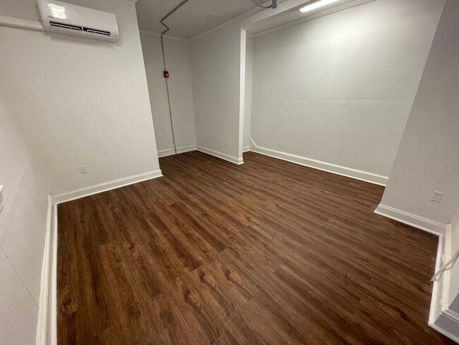 Photo - OFFICE SPACE AVAILABLE Unidad 9415 BUSTLETON AVE  A