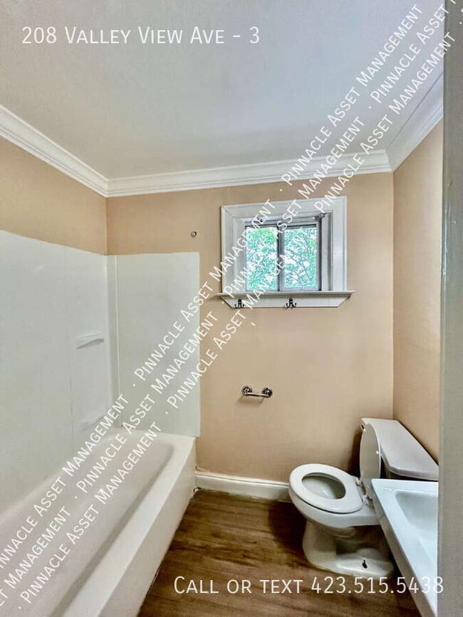 Photo - 208 Valley View Ave Unit 3