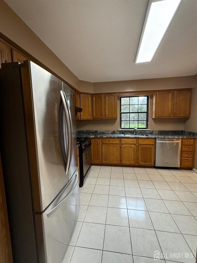 Photo - 2802 Deerfield Dr Townhome