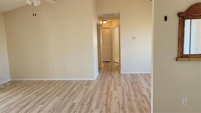 Photo - 5847 Buchanan Rd