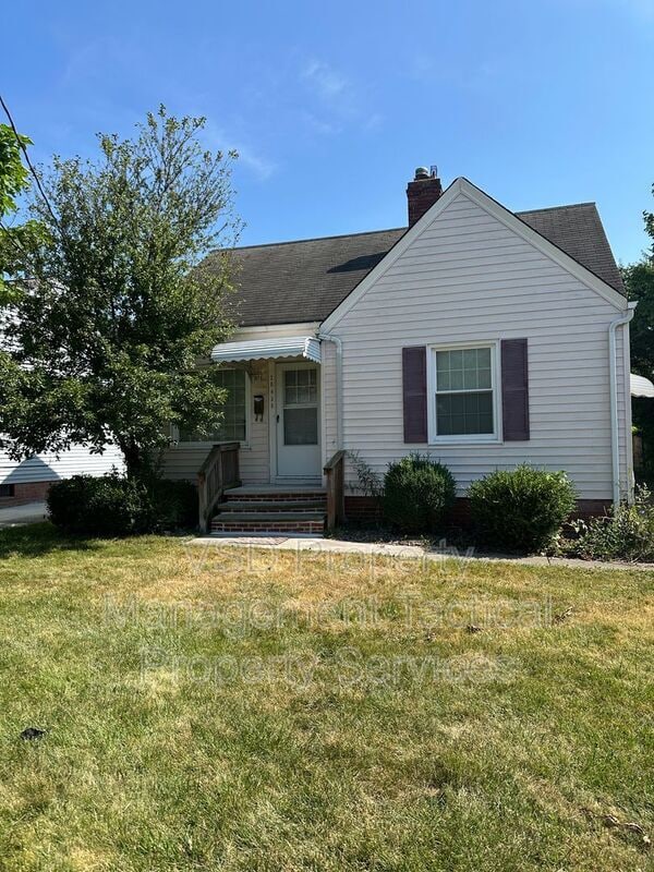 Building Photo - 20430 Wilmore Ave Rental