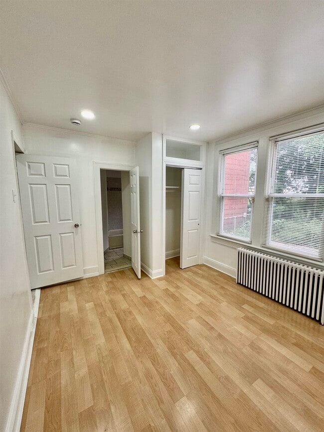Photo - 204 Zabriskie St Unit 1