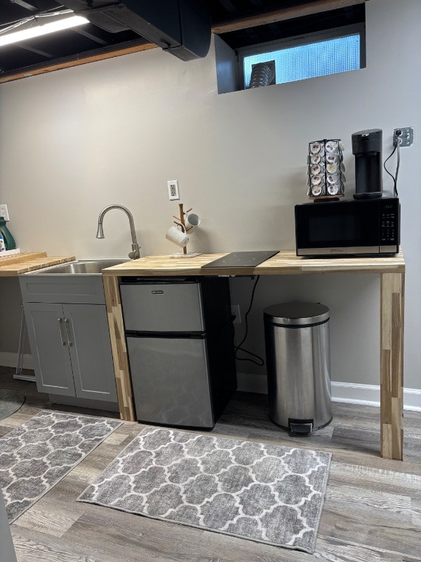 Photo - 1923 Holborn Rd