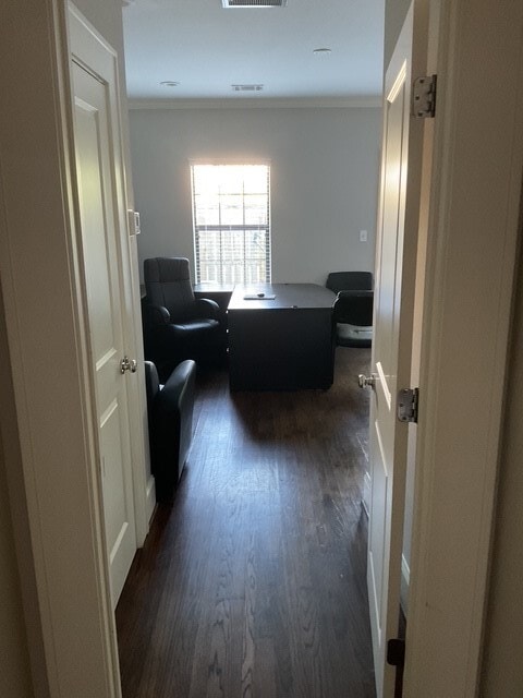 Photo - 5717 Winsome Ln