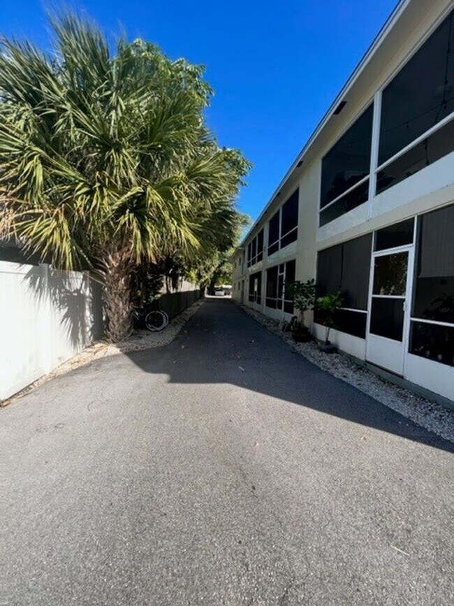 Photo - Deerfield Apartments LLC