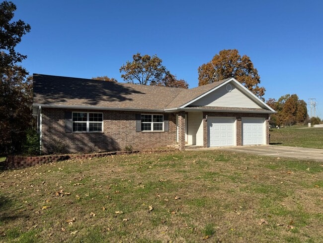 Photo - Freshly Painted Beautiful 3 Bedroom, 2 Bat...