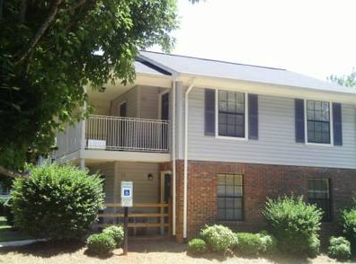 Cherry Knoll - Cherry Knoll Apartments