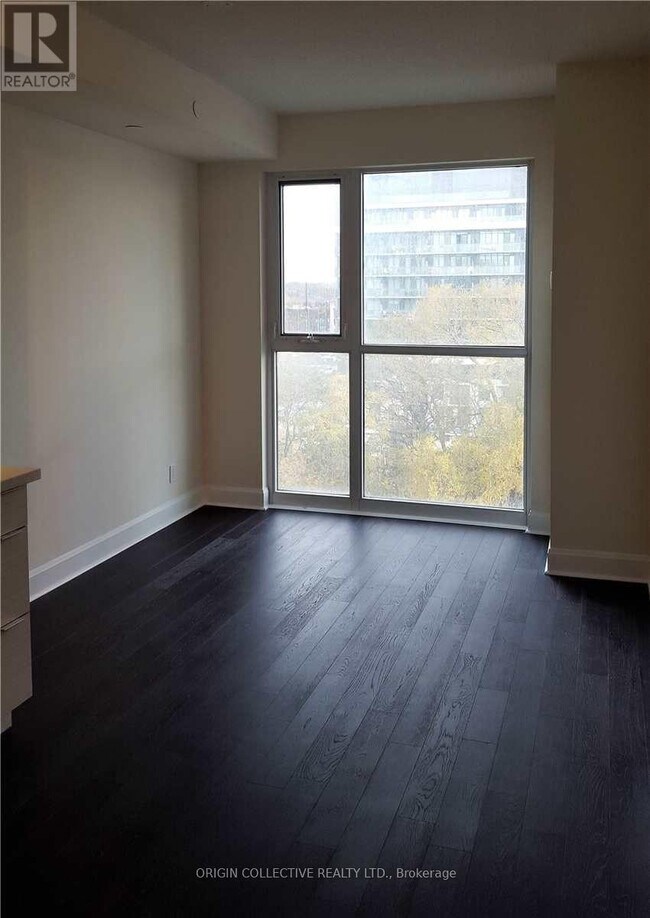 Photo - 33 Shore Breeze Dr Unit 805