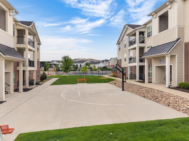 Photo - Spacious 3 Bed, 2 Bath Condo in The Exchange – Lehi, UT
