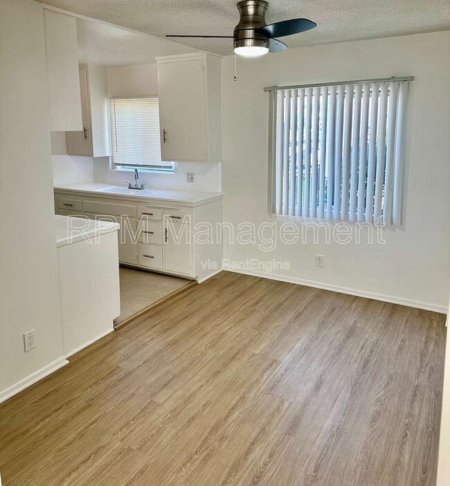 Photo - 4350 Troost Ave Unidad 3