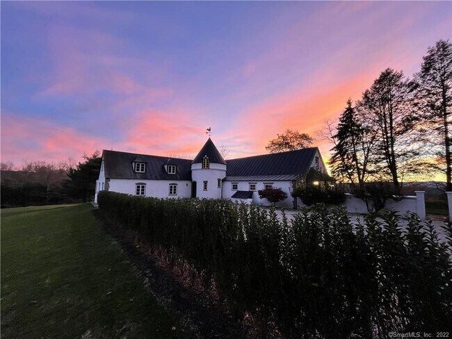 Photo - 31 Hilltop Rd