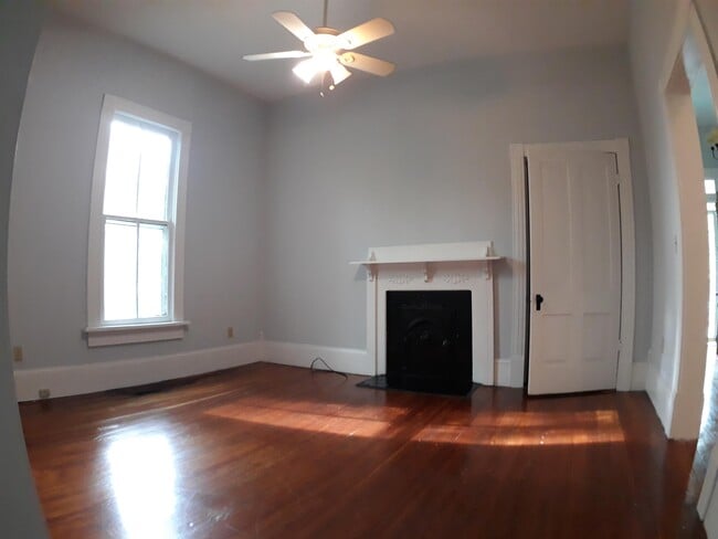 Photo - 459 Glenwood Ave SE