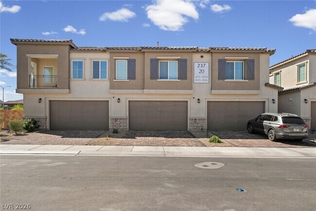 Photo - 237 Callen Falls Ave