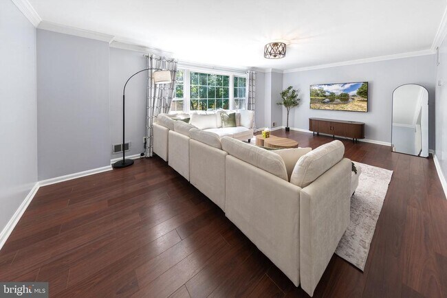 Photo - 4333 Cedarlake Ct