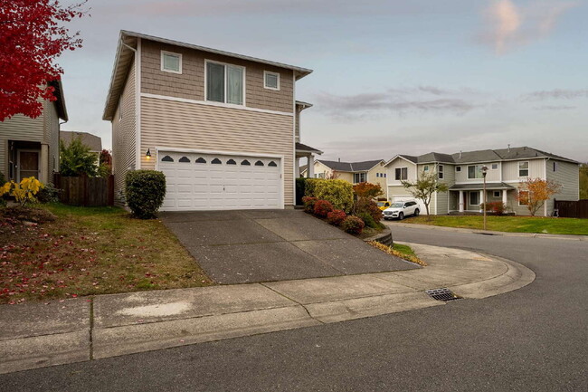 Photo - Spacious 3 Bedroom 2.5 Bathroom Rental Pro...