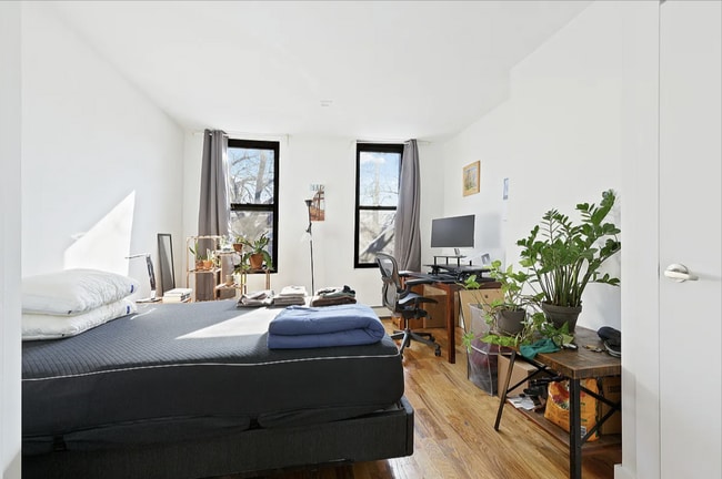 Photo - 277 Starr St Unit 2L