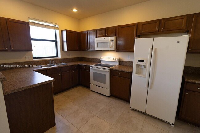 Photo - 11765 SW 238th St