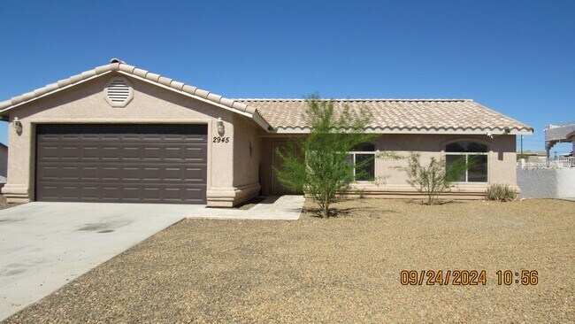 3 Bedroom 2 bathroom 2 car garage - 3 Bedroom 2 bathroom 2 car garage Casa