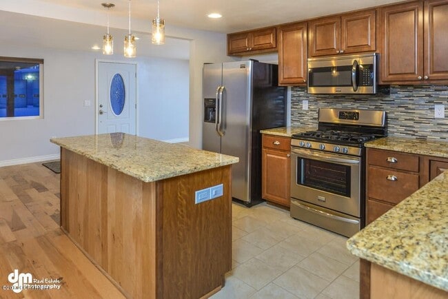 Photo - 21615 Settlers Dr