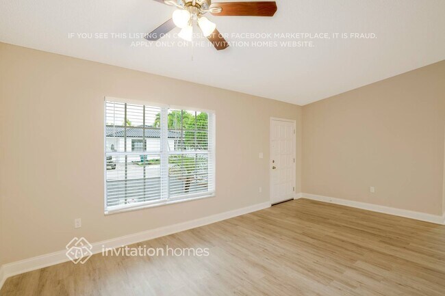 Photo - 16850 SW 92nd Ave