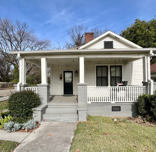 Building Photo - HISTORIC 4TH & GILL BUNGALOW STYLE HOME WITH FRONT PORCH!
