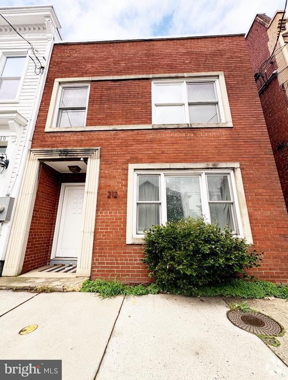 Building Photo - 212 N Patrick St Unit 101 Rental