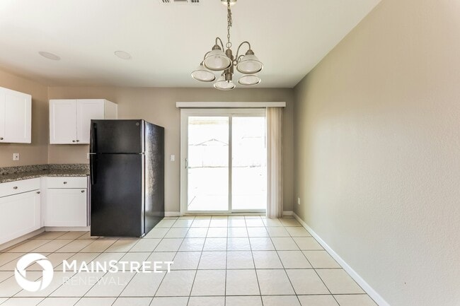 Photo - 12804 N B St