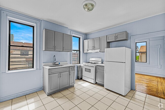 Building Photo - 245 Liberty Ave Unit 2R Rental
