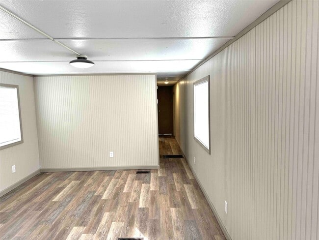 Photo - 1718 W Dumble St